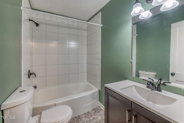 2300 Beverly Hill Street, Kingsport, TN 37664