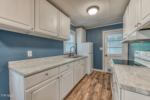 2300 Beverly Hill Street, Kingsport, TN 37664