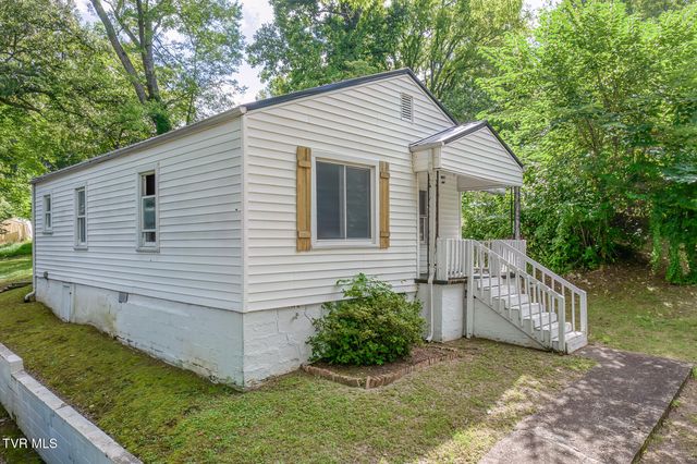 2300 Beverly Hill Street, Kingsport, TN 37664