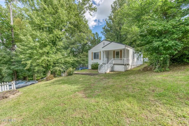 2300 Beverly Hill Street, Kingsport, TN 37664
