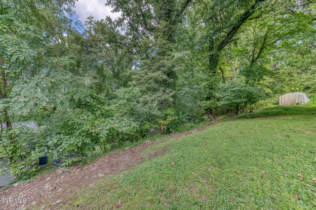 2300 Beverly Hill Street, Kingsport, TN 37664