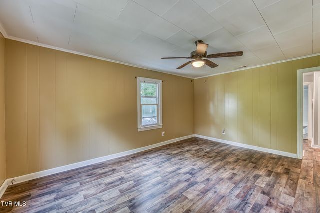 2300 Beverly Hill Street, Kingsport, TN 37664