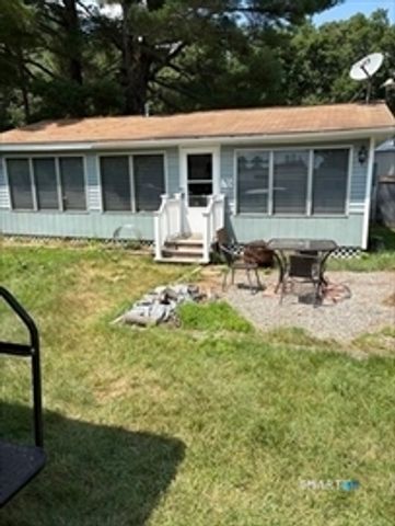25 RTE 197 Route, Woodstock, CT 06281