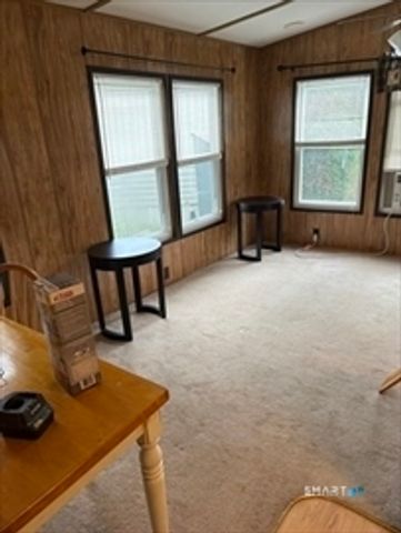 25 RTE 197 Route, Woodstock, CT 06281