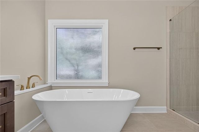125 Kiveton Park Drive, Roswell, GA 30075