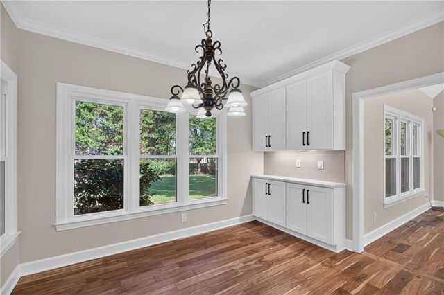 125 Kiveton Park Drive, Roswell, GA 30075