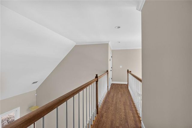 125 Kiveton Park Drive, Roswell, GA 30075