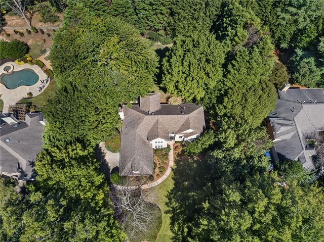 125 Kiveton Park Drive, Roswell, GA 30075