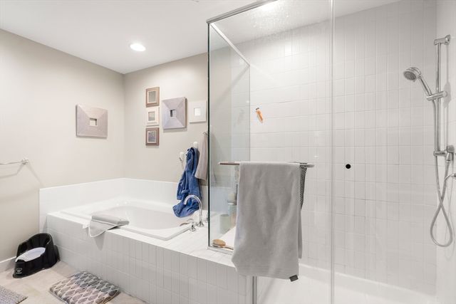 1241-1255 Adams St B302, Boston, MA 02124