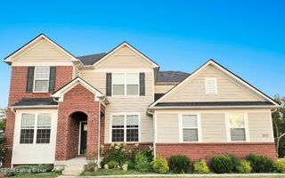17505 Shakes Creek Dr, Fisherville, KY 40023