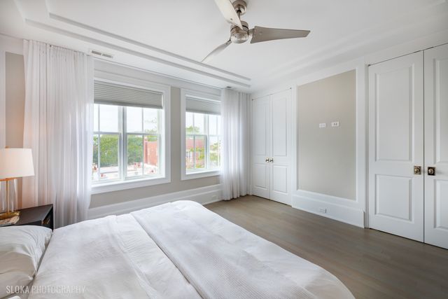 1942 N Sedgwick Street PH, Chicago, IL 60614