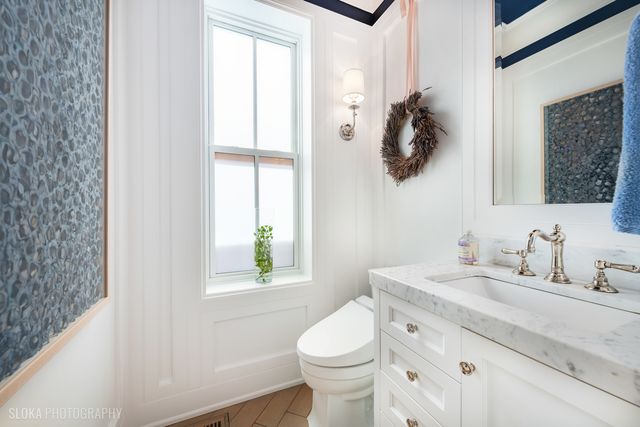 1942 N Sedgwick Street PH, Chicago, IL 60614