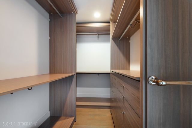 1942 N Sedgwick Street PH, Chicago, IL 60614