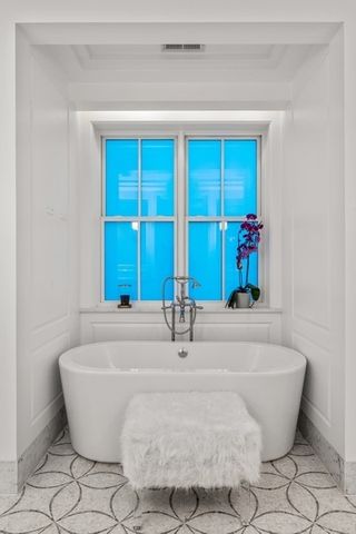 1942 N Sedgwick Street PH, Chicago, IL 60614