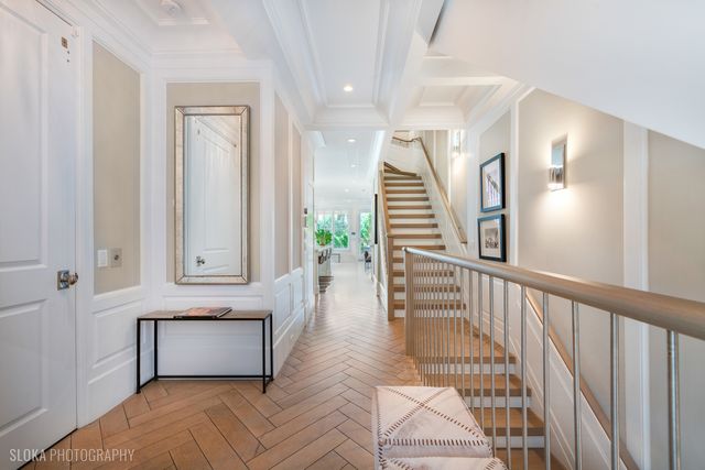 1942 N Sedgwick Street PH, Chicago, IL 60614