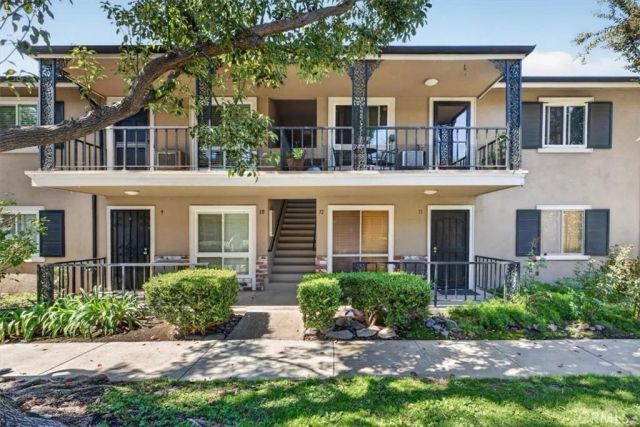 660 S Glassell 12, Orange, CA 92866