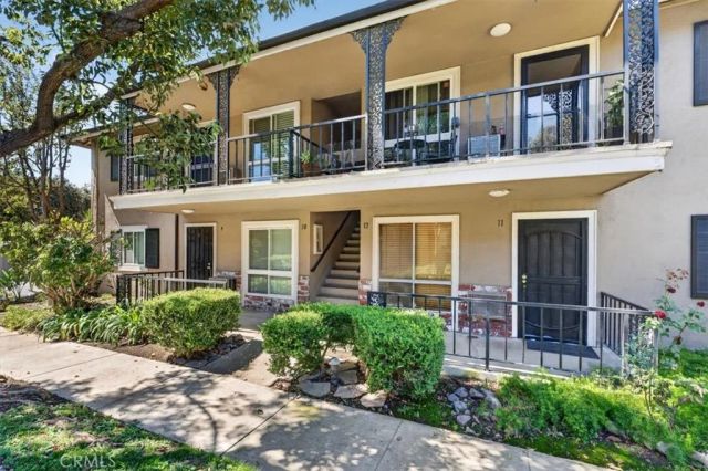 660 S Glassell 12, Orange, CA 92866