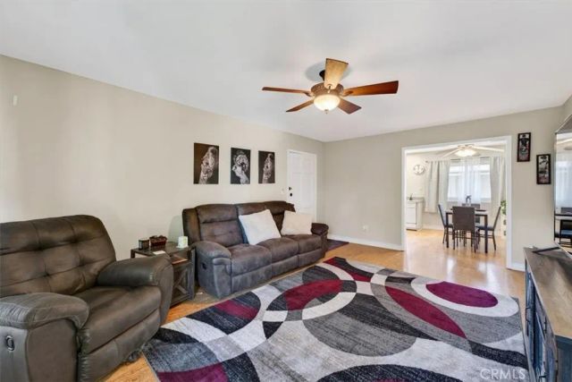 660 S Glassell 12, Orange, CA 92866