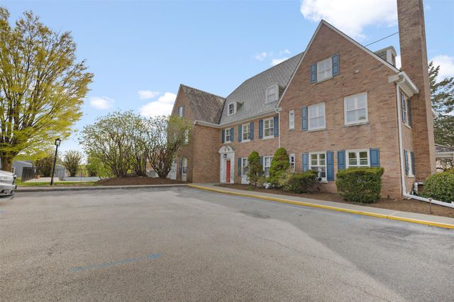 83 Hudson Point Lane, Ossining, NY 10562