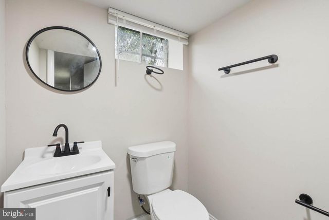 4035 ANNELLEN RD, Baltimore, MD 21215