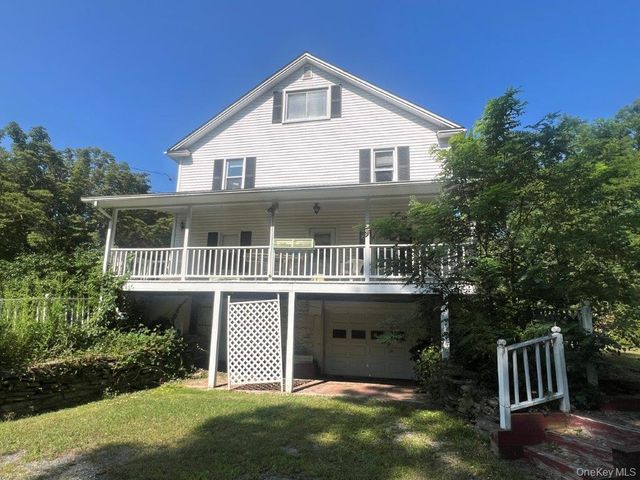 136 Camp Sunset Road, Highland, NY 12528