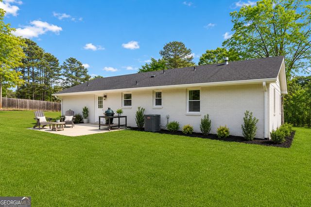 899 Simmons Road, Social Circle, GA 30025