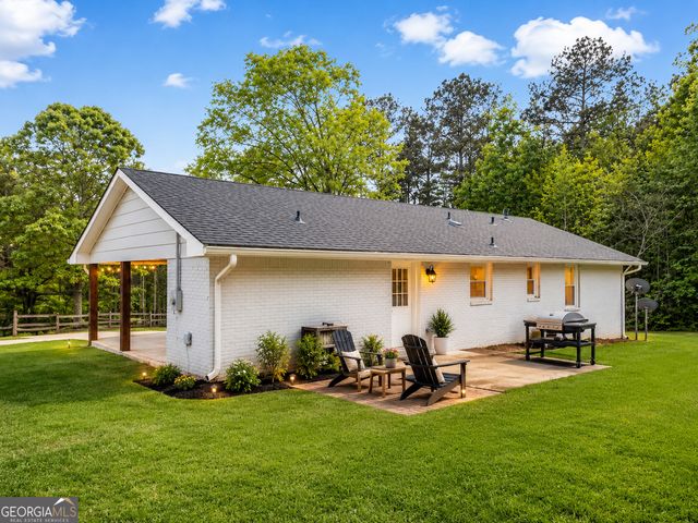 899 Simmons Road, Social Circle, GA 30025