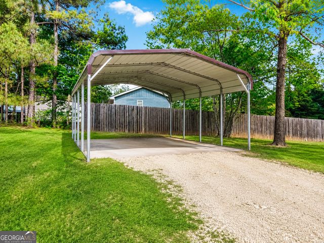 899 Simmons Road, Social Circle, GA 30025