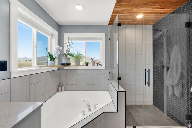 1857 E THUNDER GULCH RD, Eagle Mountain, UT 84043