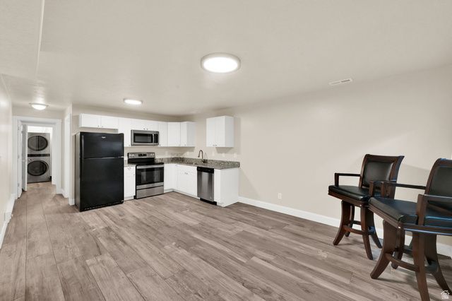 1857 E THUNDER GULCH RD, Eagle Mountain, UT 84043
