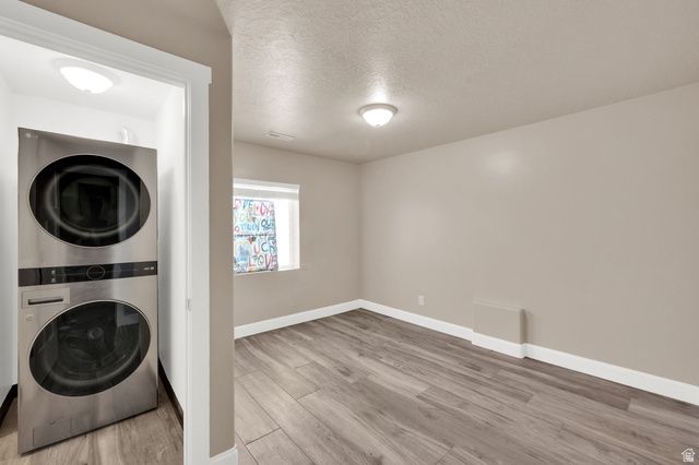 1857 E THUNDER GULCH RD, Eagle Mountain, UT 84043