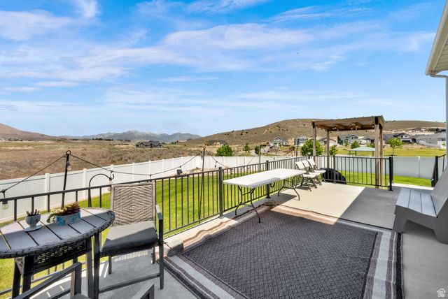 1857 E THUNDER GULCH RD, Eagle Mountain, UT 84043