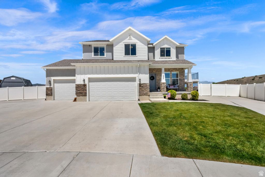 1857 E THUNDER GULCH RD, Eagle Mountain, UT 84043