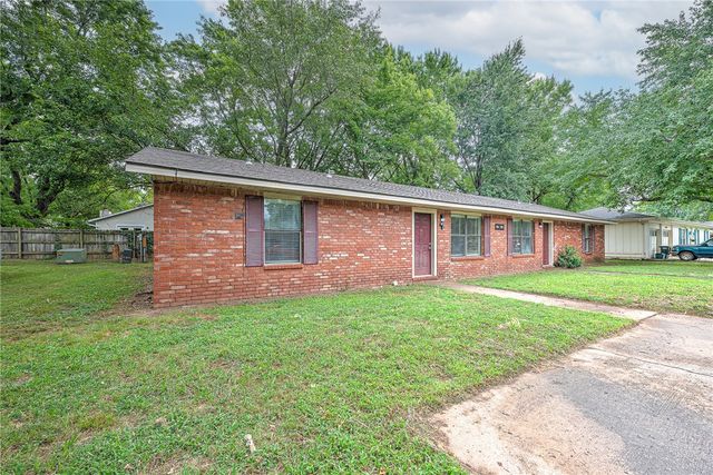 2732 & 2734 N Sierra Avenue, Fayetteville, AR 72703