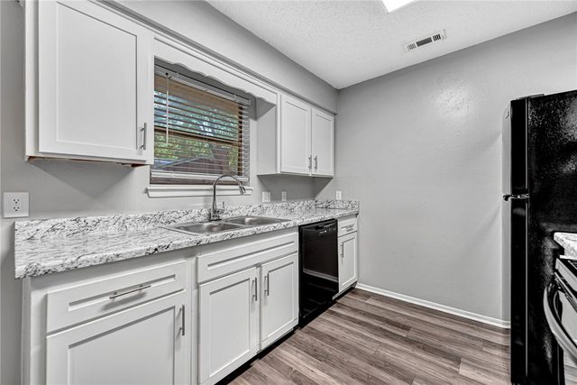 2732 & 2734 N Sierra Avenue, Fayetteville, AR 72703