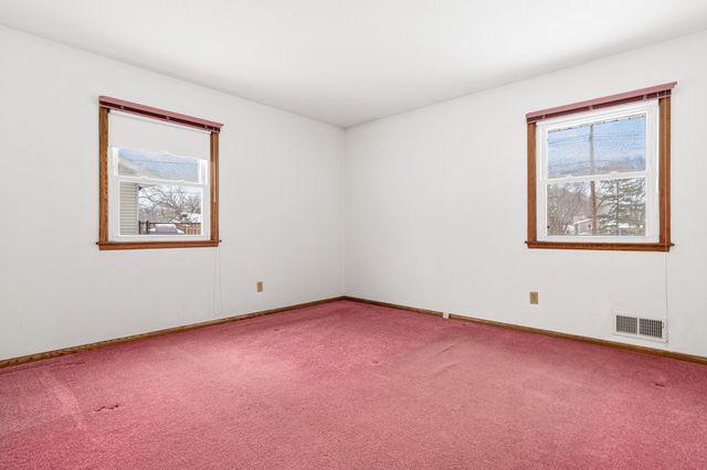 3012 Aquila Avenue N, Crystal, MN 55427