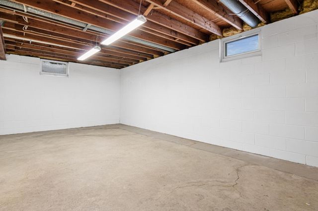 3012 Aquila Avenue N, Crystal, MN 55427