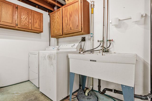 3012 Aquila Avenue N, Crystal, MN 55427