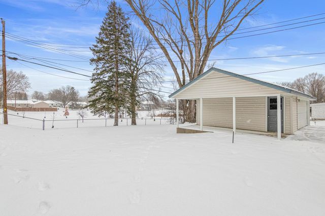3012 Aquila Avenue N, Crystal, MN 55427