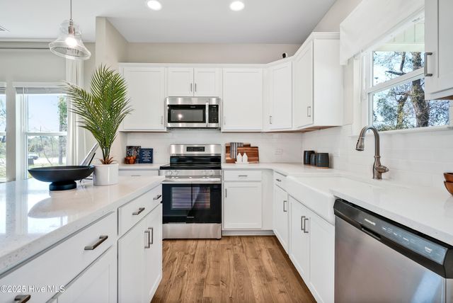101 Harvest Meadow Crossing, Jacksonville, NC 28546