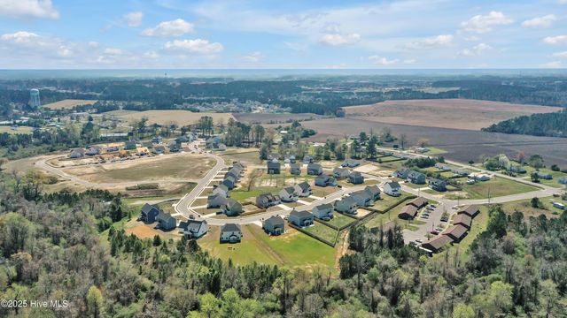 101 Harvest Meadow Crossing, Jacksonville, NC 28546