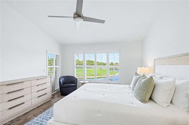 5701 Heron LN 705, Naples, FL 34110