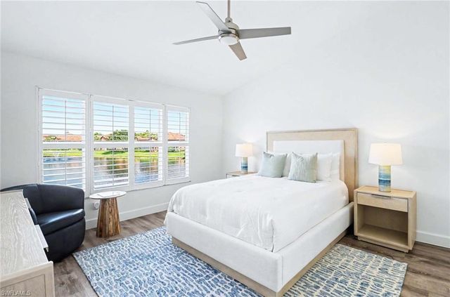 5701 Heron LN 705, Naples, FL 34110