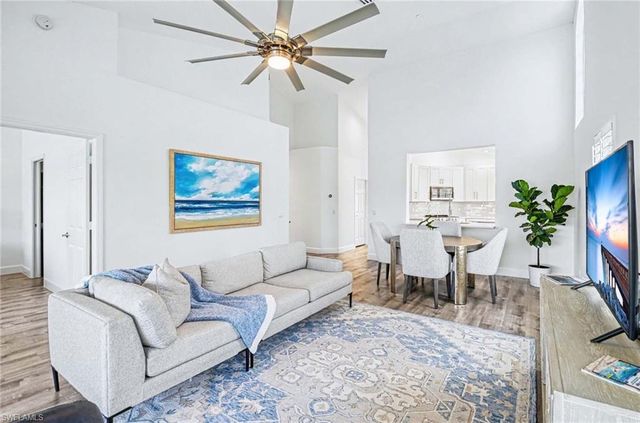 5701 Heron LN 705, Naples, FL 34110