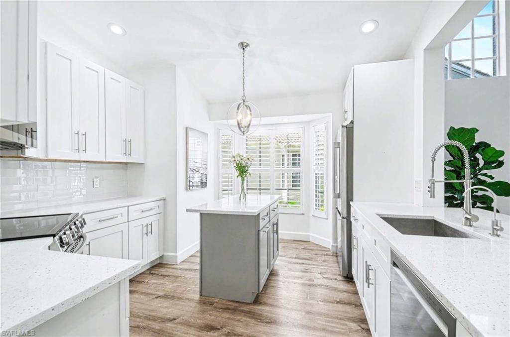 5701 Heron LN 705, NAPLES, FL 34110 — photo 4