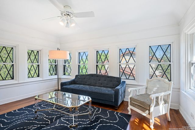 211 Mary Louise, San Antonio, TX 78201