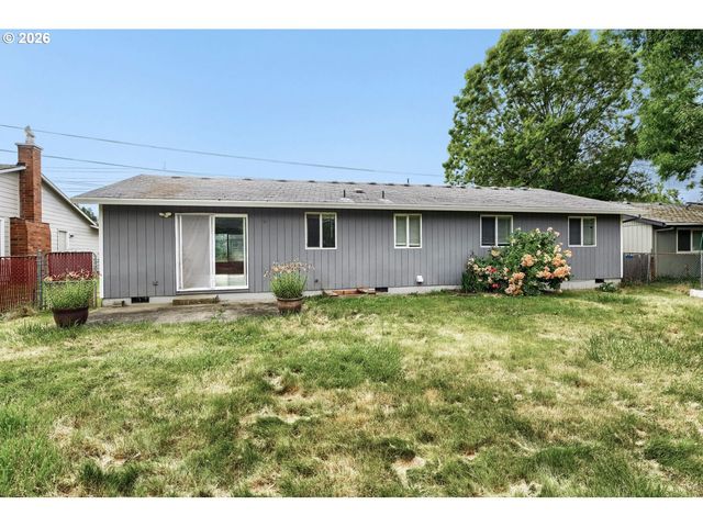 2040 Ne 213TH Ave, Fairview, OR 97024