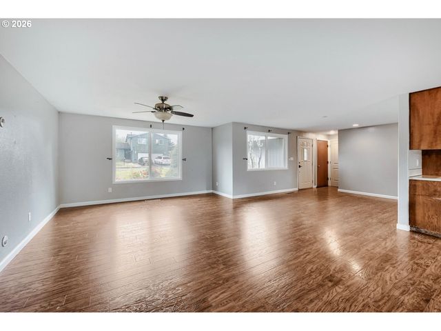 2040 Ne 213TH Ave, Fairview, OR 97024