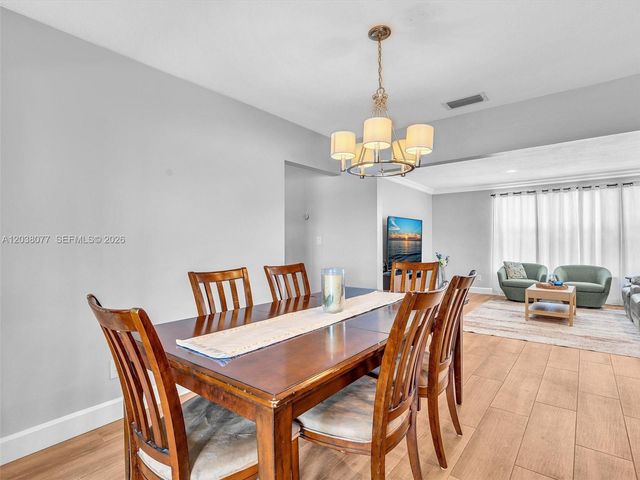 8740 Pasadena Blvd, Pembroke Pines, FL 33024