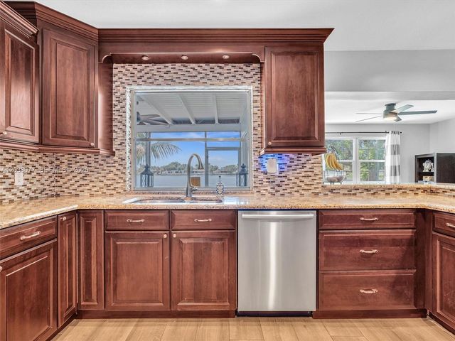 8740 Pasadena Blvd, Pembroke Pines, FL 33024